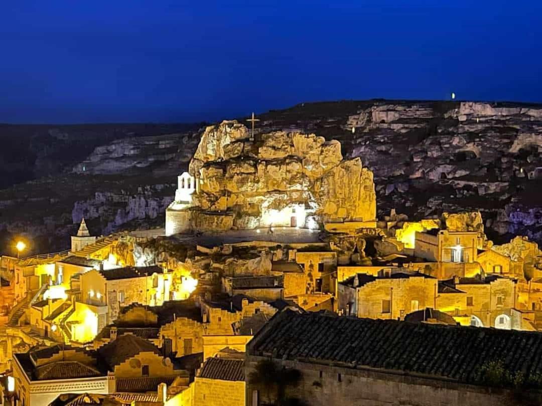 La Casa Del Tartufaio Bed and Breakfast Matera Buitenkant foto